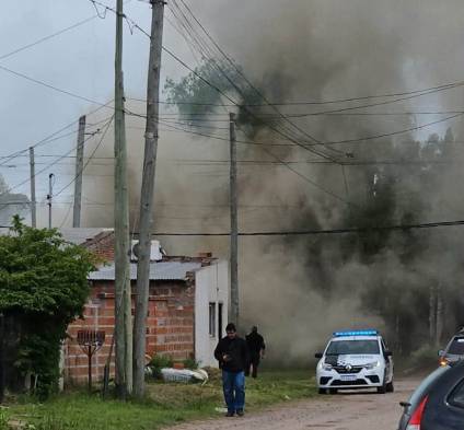 Murió un hombre tras incendiarse una vivienda en el barrio Primero de Mayo